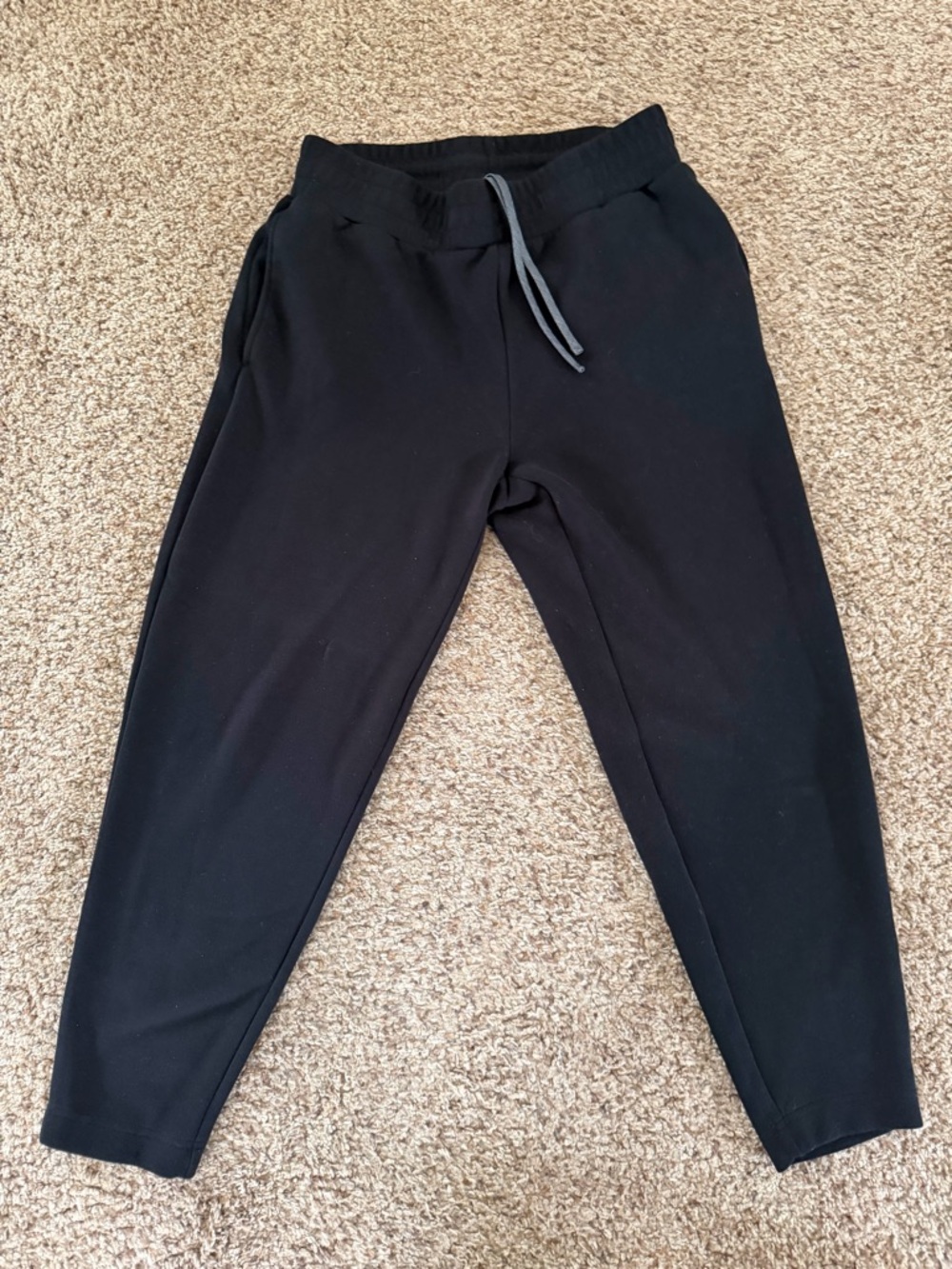 Varley Doublesoft Tapered Pants 25” inseam - Medium